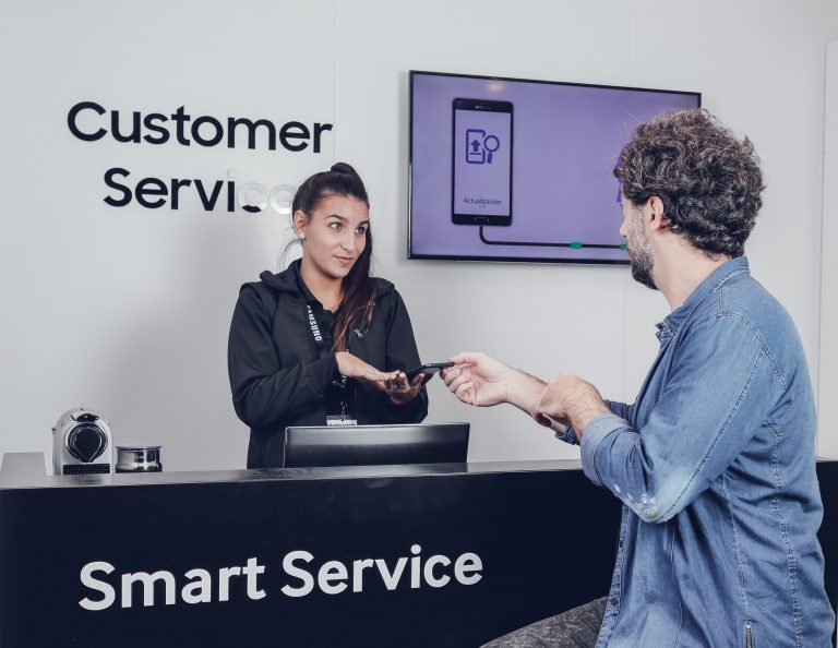 Samsung innova en servicio anuncia el lanzamiento de su Smart Service
