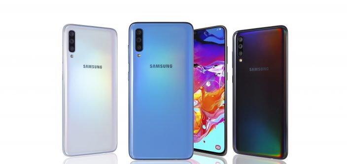 Galaxy-A70_whtblublk_combo.jpg