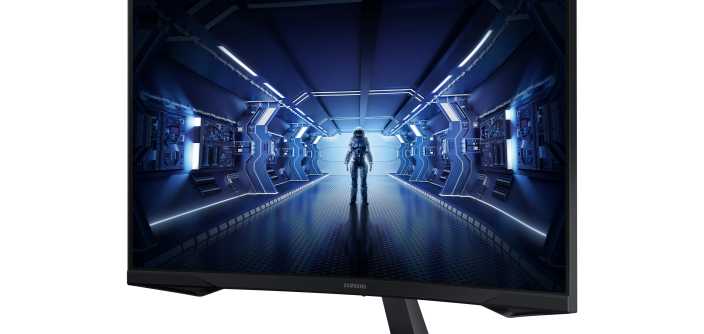 C32G55T_003_R-Perspective2_Black.png