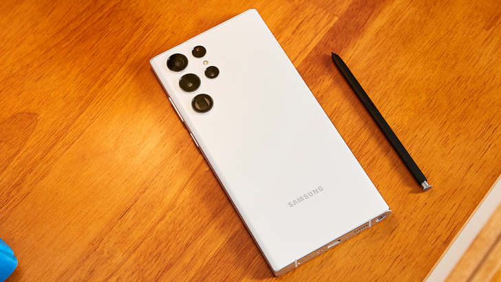GalaxyS22Ultra5G_branco.png