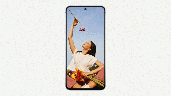 Samsung-Mobile-S24-FE-Galaxy-AI-October-3_main3_Final.gif