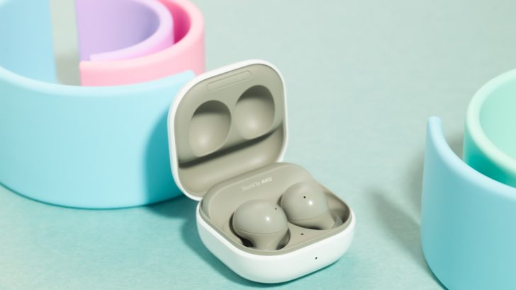 004_galaxybuds2_olive-1.jpg