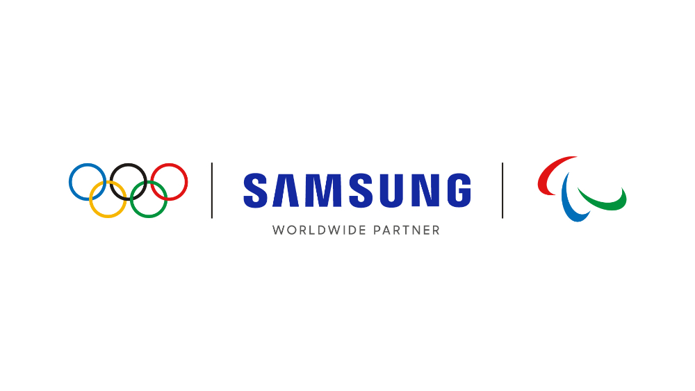 Uma imagem com fundo branco e o logotipo das Olimpíadas, ao lado do logo da Samsung.