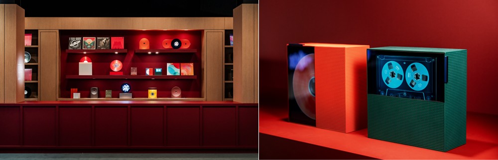 A imagem mostra duas fotos da zona All That Music, que compõe a exposição 'Design is an act os Love', com a presença de produtos como a Music Studio 5.