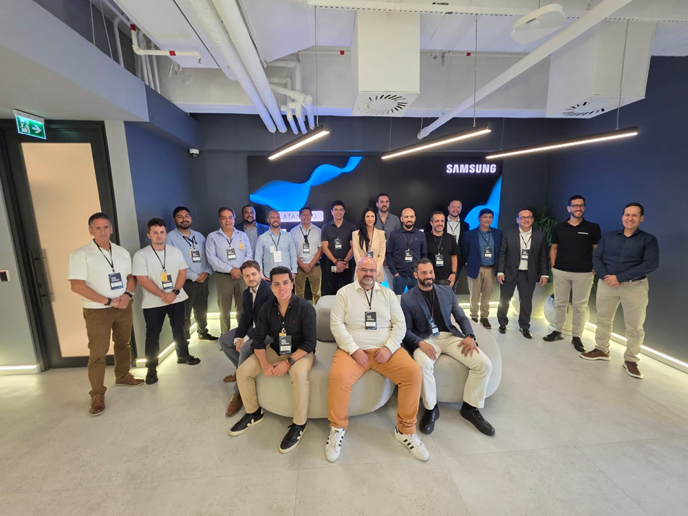 Participantes do Tech Seminar B2B da Samsung em São Paulo