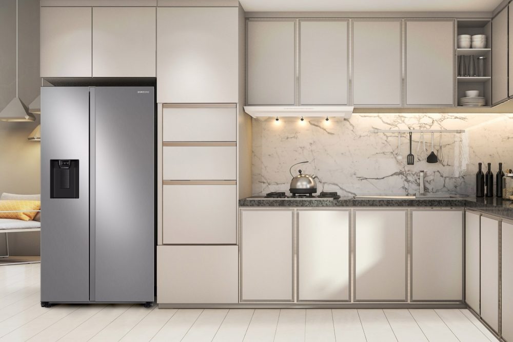 Geladeria Samsung de duas portas em cozinha planejada