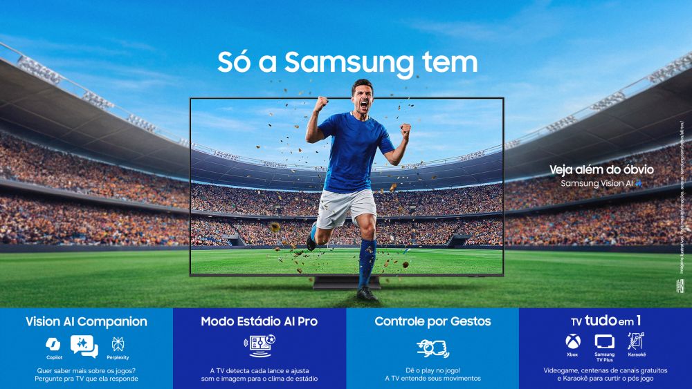 Na imagem, jogador sai da tela de TV sob a inscrição "Só a Samsung Tem". Na parte debaixo, várias características das TVs Samsung são apresentadas
