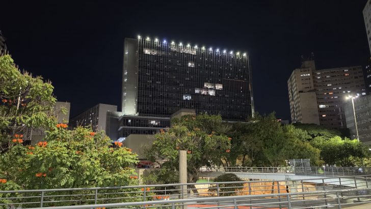 014_FeitoComGalaxy-jornalistas-e-criadores-de-conteúdo-transformam-fotos-capturadas-com-Galaxy-em-papéis-de-parede-para-smartphone_Fabio-Moura-HIGH.jpg
