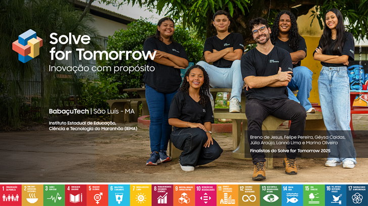Alunos e professor do Maranhão posam juntos para a imagem de divulgação da serie Vozes do Amanhã.