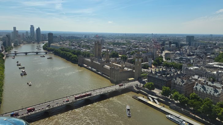 003-Galaxy-Unpacked-July-2026-One-City-Three-Perspectives-Capturing-London-With-Galaxy-Z-Fold8-Ultra-Galaxy-Z-Fold8-and-Galaxy-Z-Flip8-Newsbody.jpg