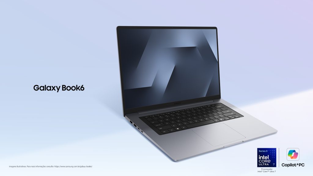 Notebook Galaxy Book6 da Samsung aberto em fundo azul claro.