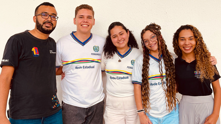 Estudantes de Carnaíba (PE) chegam à semifinal do Solve for Tomorrow com bioindicador natural para identificar contaminação da água