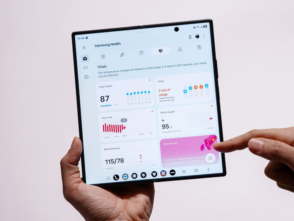Galaxy Z Fold8 e Z Fold8 Ultra permitem dividir a tela entre 3 apps e abrir outros 5 em janelas pop-up