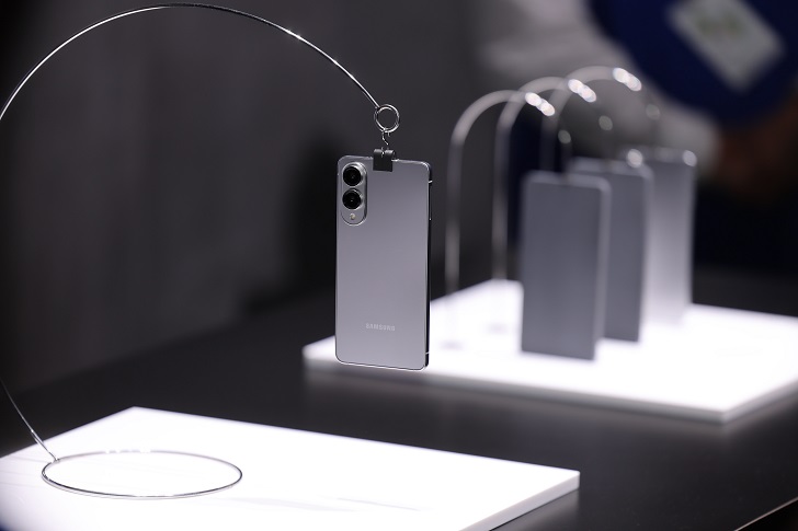 Primeras impresiones sobre el Galaxy S25 Edge por invitados