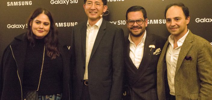 Adriana-Convers-Young-Kim-Presidente-Samsung-Colombia-Juan-Pablo-Socarrás-Diseñador-y-Germán-Giraldo-Marketing-Corporativo.jpg