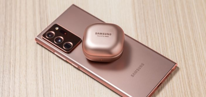 01_galaxynote20ultra_budslive_powershare_lifestyle_image.jpg