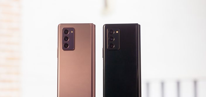 06_galaxyzfold2_lifestyle_image.jpg
