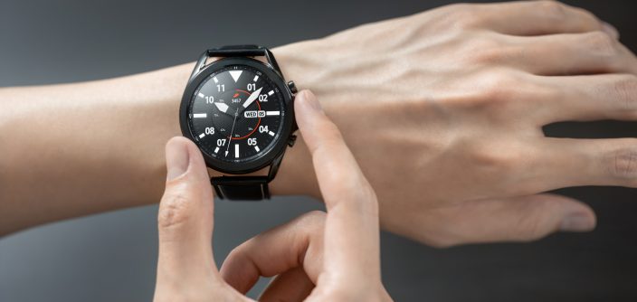 07_galaxywatch3_lifestyle_image.jpg