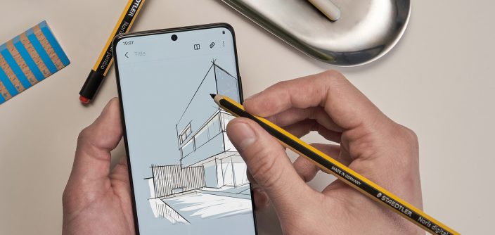 25_galaxys21_ultra_lifestyle_cut_customize.jpg