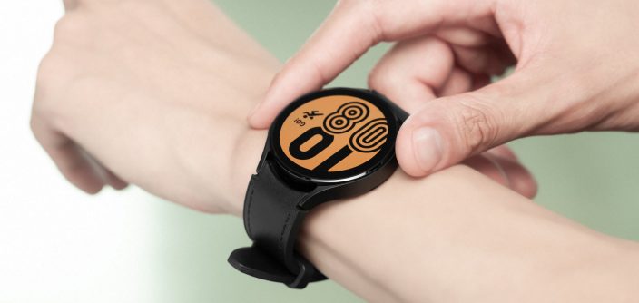 Samsung_Medicion_galaxywatch4_handson_black_2.jpg