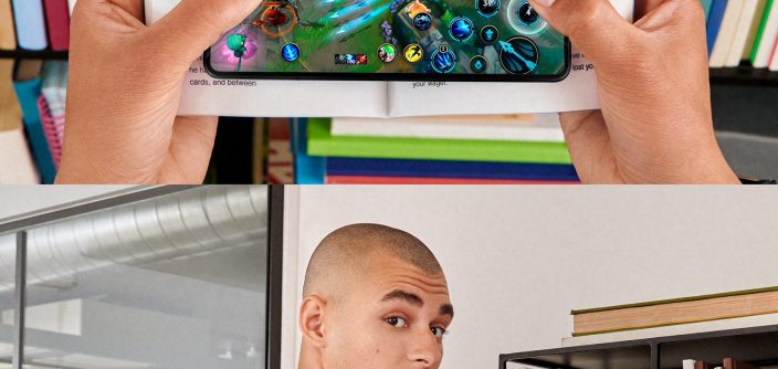 Samsung_galaxy-z-fold3-lifestyle-10716_H.jpg