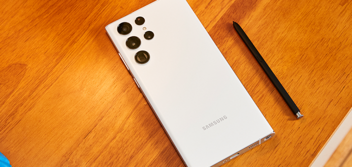 GalaxyS22Ultra5G_blanco.png