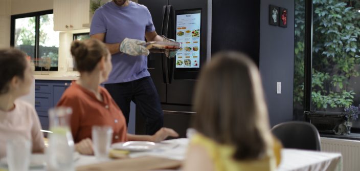 Samsung_Family.hub_-1.jpg