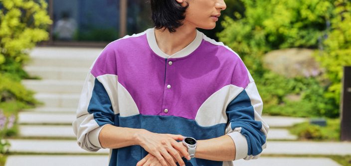 Samsung_galaxywatch4classic_silver_H-e1658846062202.jpg