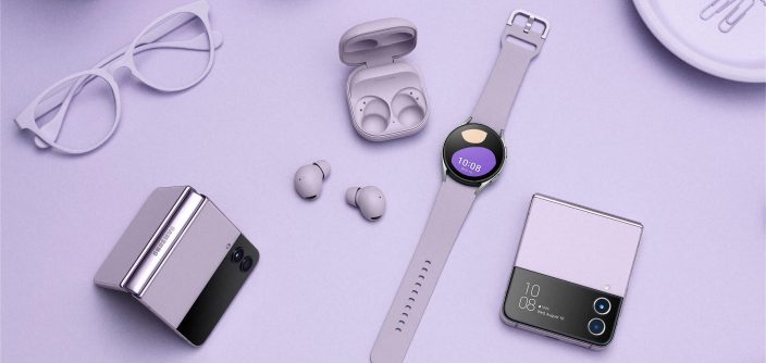 Samsung_galaxy_zflip4_borapurple_watch5_silver_buds2pro_borapurple_LI.jpg