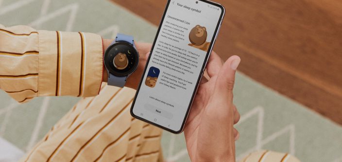 Samsung_watch5_sapphire_zflip4_blue_LI.jpg
