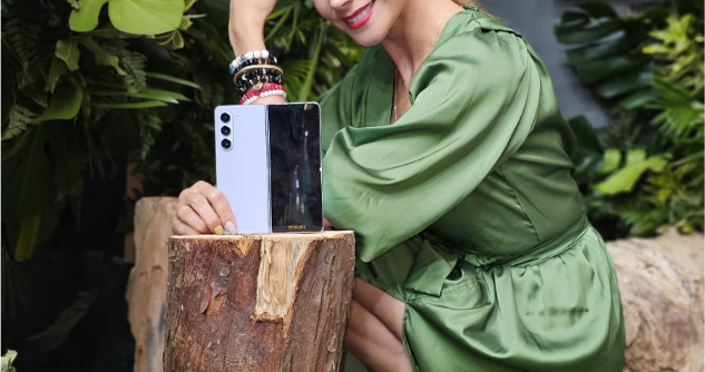 Samsung_Galazy_Z_Flip5_Colombiamoda_3-9.07.45-a.-m..png