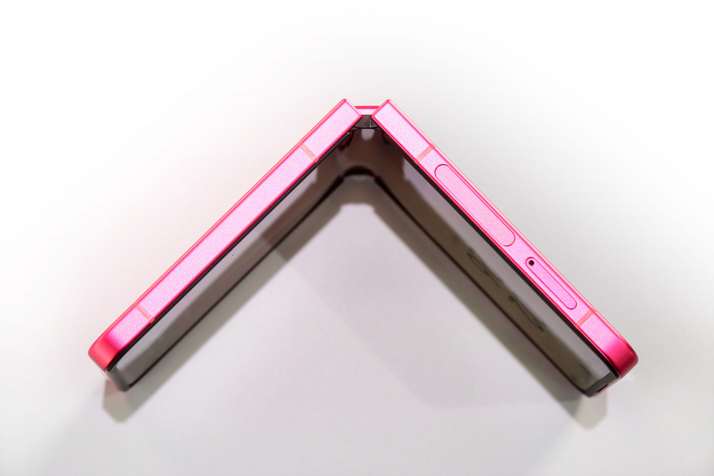 Samsung-Mobile-Galaxy Unpacked July 2025-Galaxy Z Flip7-First Look_main5