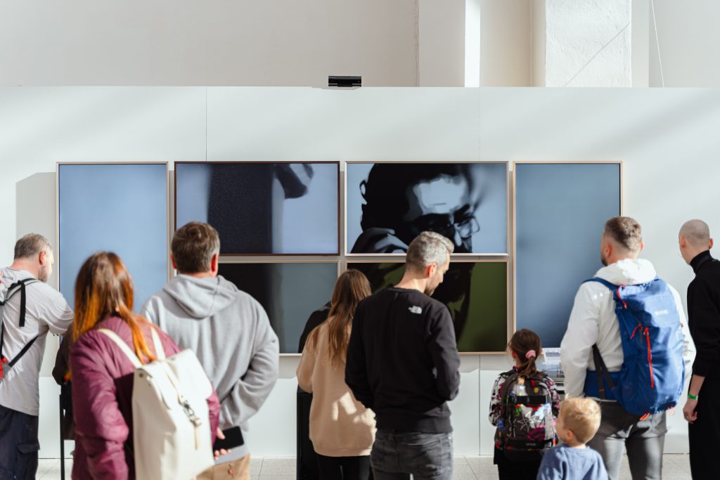 Pulsovat Collective_Samsung The Frame (1)