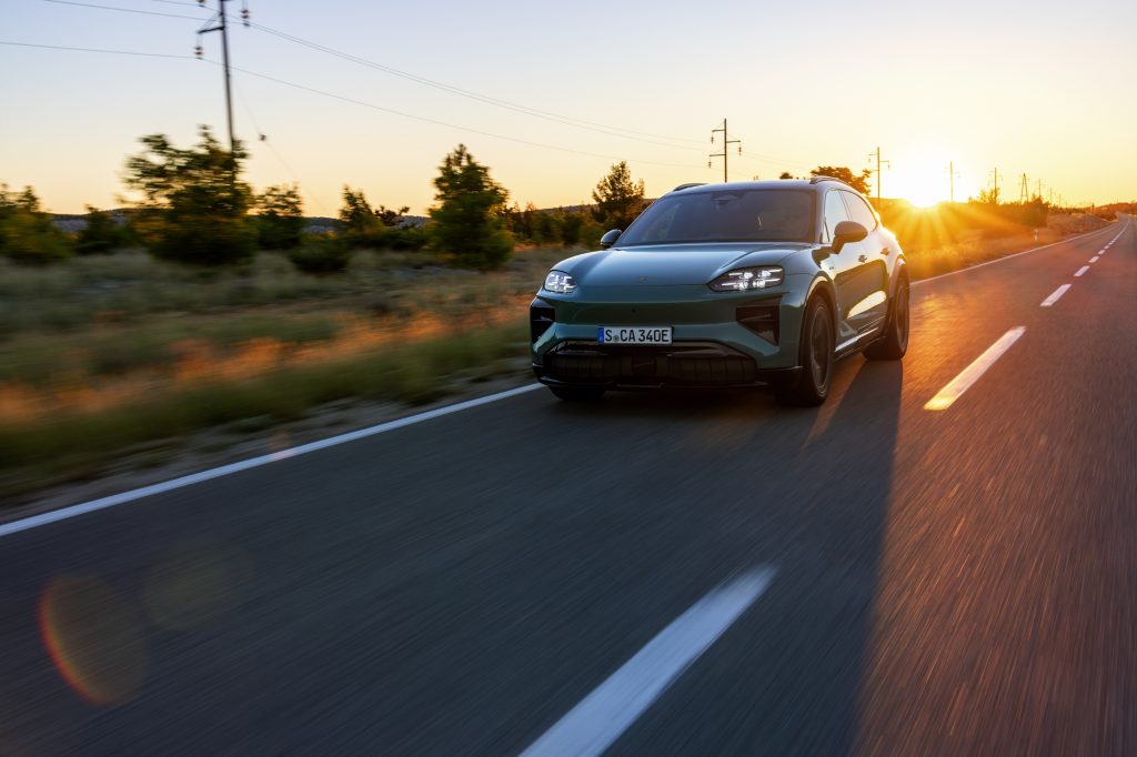 Porsche_new Cayenne Electric
