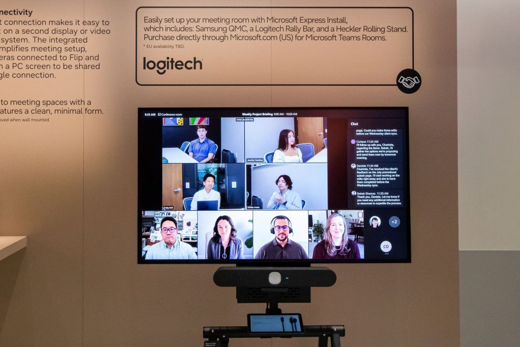 Samsung-TVs-and-Displays-ISE-2026-Spatial-Signage-Samsung-Launches-Glasses-Free-3D-Digital-Signage_dl8_ff-1024x683