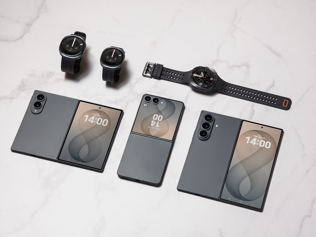 223-lifestyle-product-galaxy-zfold8-ultra-zfold8-zflip8-watch-ultra2-watch9-3