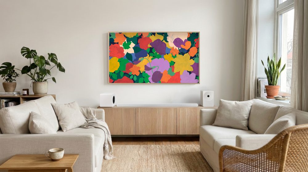 Living_Room_04_V1_Teak_Ultra Slim_Music 7