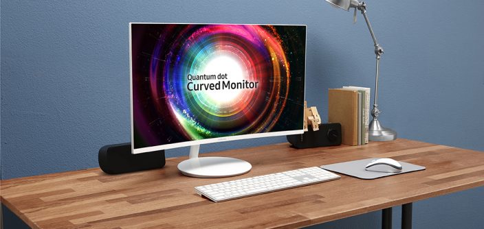 Samsung_Curved-Monitor-CH711-8.jpg