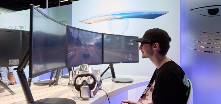 Samsung_Gaming-Station_CFG70.jpg