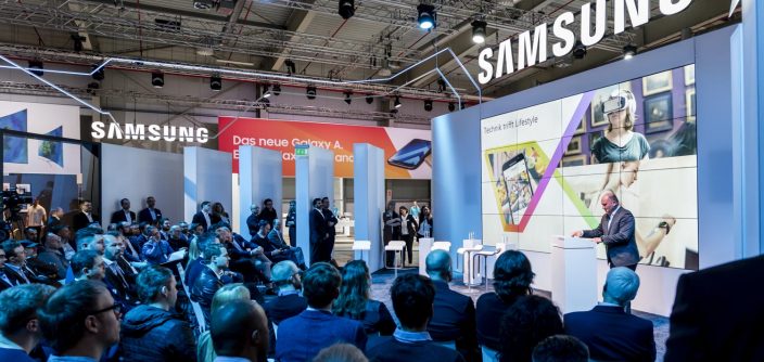 Roadshow2017_Ero╠êffnungspanel-6.jpg