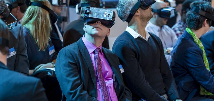 Roadshow2017_Reality-by-Virtuality-16.jpg