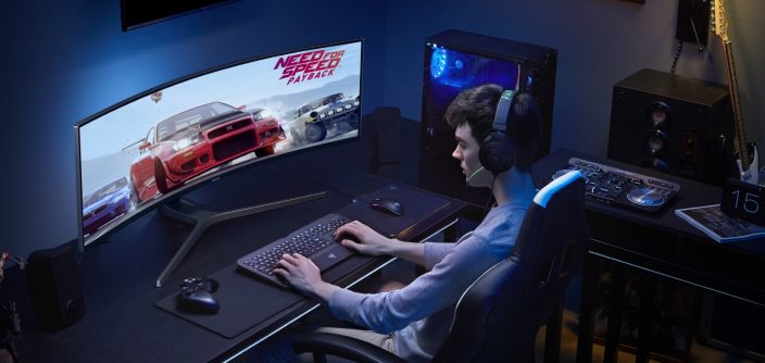Samsung_Ultra-Wide-Gaming-Monitor-CHG90-3.jpg