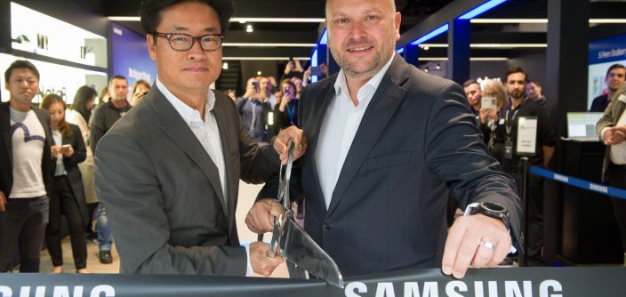 Samsung_Galaxy_Store_Eröffnung_Bild2.jpg
