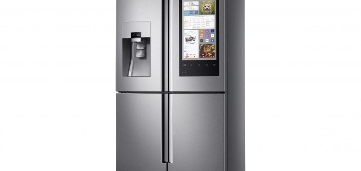 K-MB_Samsung_Family_Hub_2.0_Perspective1_4799EUR.jpg