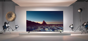 QLED 8K TV Q900