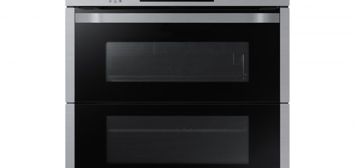 NV75N5671RS_001_Front2.jpg