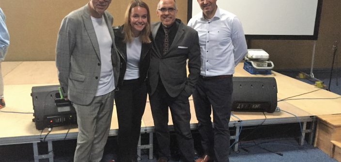 Gruppenbild_2.jpg