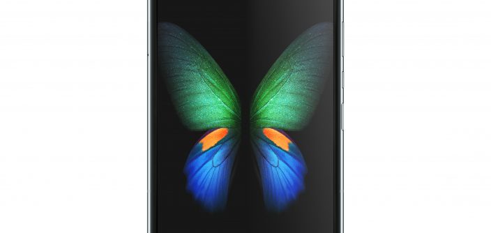 SM_F900_GalaxyFold_Front115_Silver.jpg