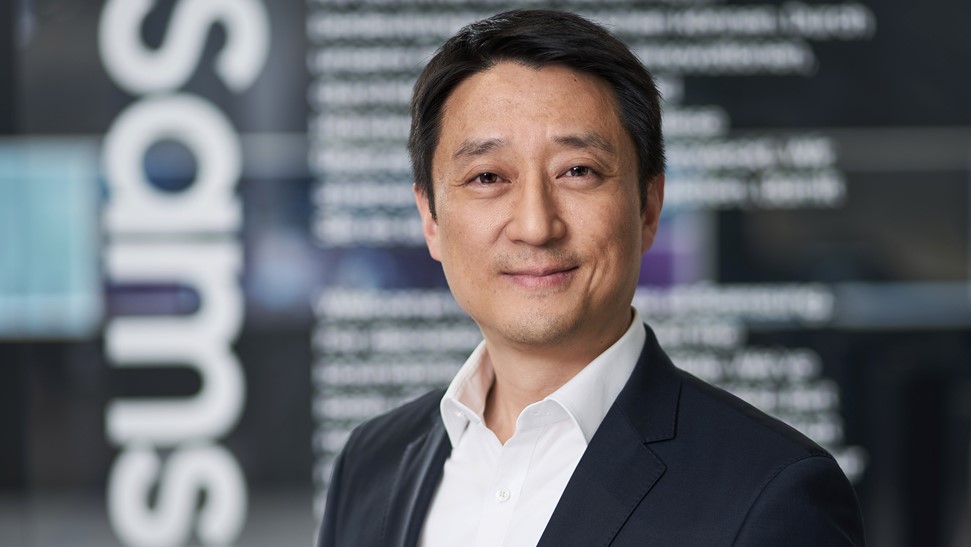 Man-Young Kim, President
