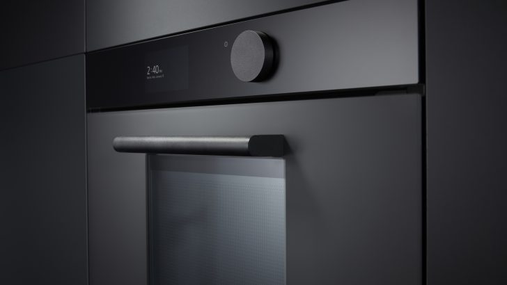 OVEN04_0587_10MB.jpg
